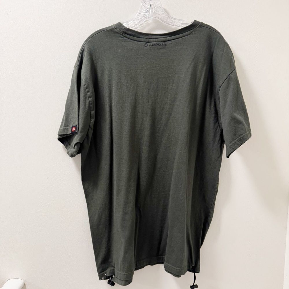 Airwalk Short Sleeve T-Shirt - Size XL - Picture 3 of 6